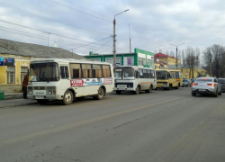 Автобус борисоглебск. Борисоглебск Юго-Восточный микрорайон. Автовокзал в Борисоглебске Воронежской области. Юго Восточная автостанция Воронеж. Автовокзал Поворино.